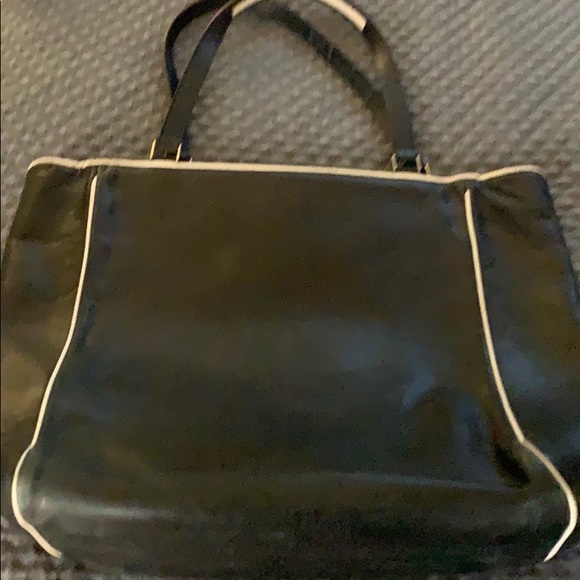 Kate Spade purse - Picture 1 of 5